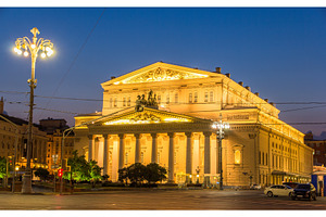 Bolshoi theatre in Moscow by night - Russia, an Architecture Photo by Leonid Andronov