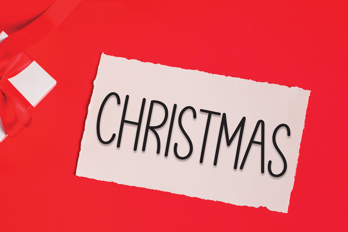 Christmas Minimalist | Script Font, a Script Font by Scratchones (Photo 2 of 8)