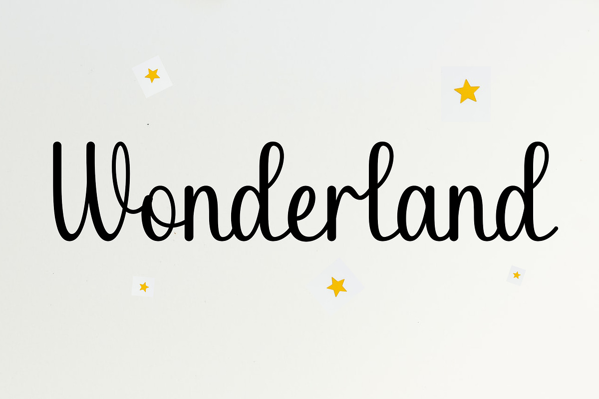 Vinalla - Handwritten script font, a Script Font by Fontcastle (Photo 2 of 7)
