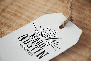 Vintage Photographer Logo