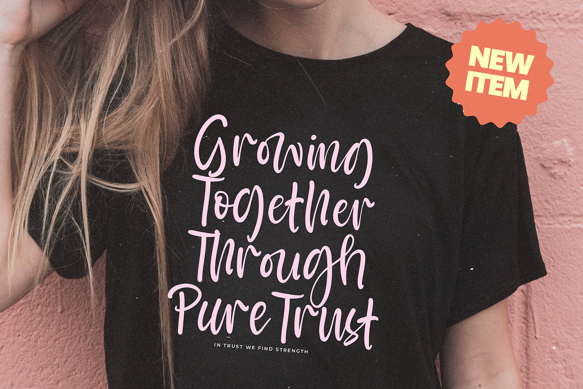 Sunyplay Peachy - Modern Handwritten, a Script Font by stylishtype.co (Photo 4 of 20)