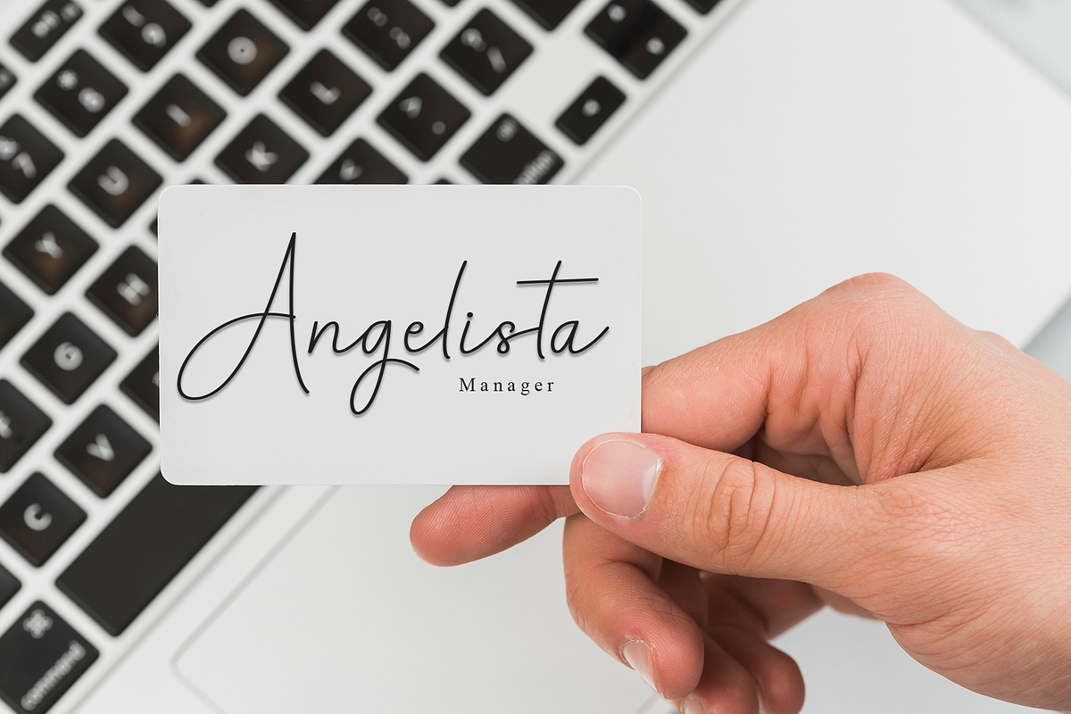 Daniel Signature | Script Font, a Handwritten Font by Scratchones (Photo 3 of 8)