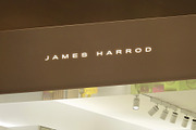 Logo Mockup Luxury 3D Sign Luminous, a Product Mockup by Asylab (Thumbnail 4 of 5)