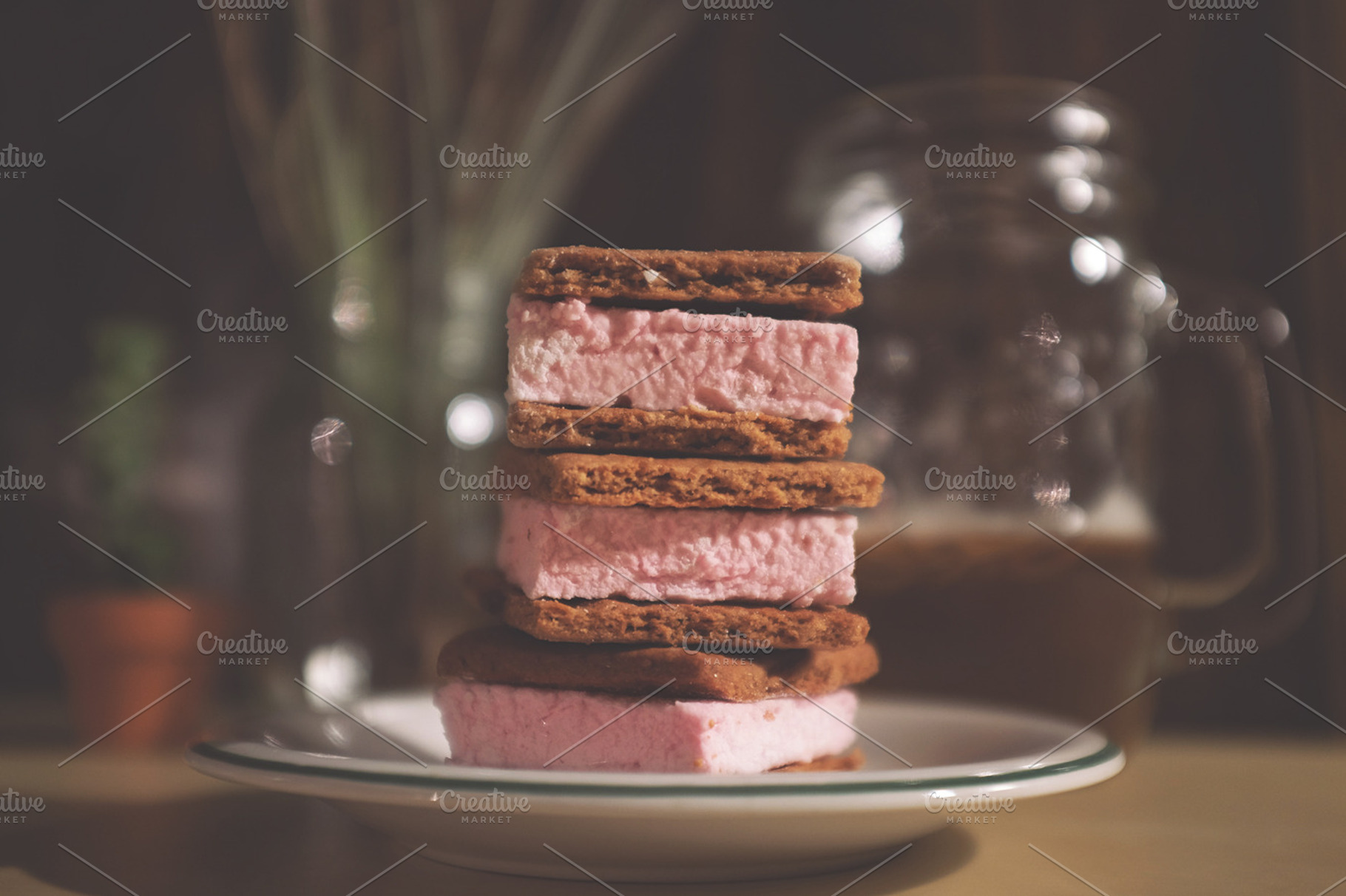 Raspberry Marshmallow Smores