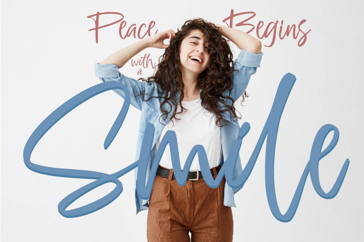 Lompat - Luxury Handlettered Font preview 3