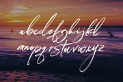 Right Brush & SVG Font, a Script Font by Cruzine (Thumbnail 2 of 18)