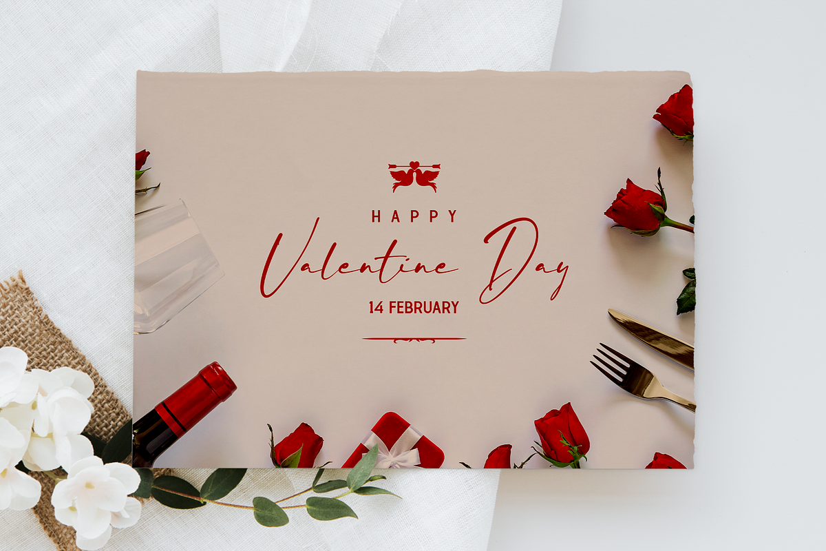Valentine Romantic - A Modern Script, a Script Font by overlaytemplates (Photo 2 of 5)