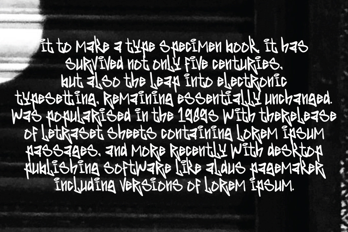 Honey Bear - Graffiti Font, a Handwritten Font by tebaltipislab (Photo 3 of 7)