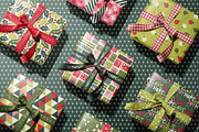 Retro Christmas Clipart and Patterns, a Pattern Graphic by PATTERNS etc. (Thumbnail 2 of 10)