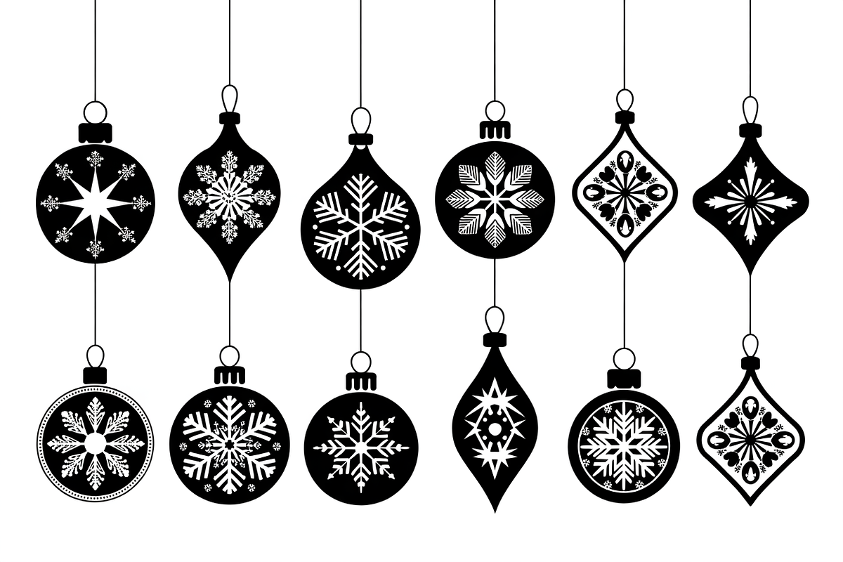 Christmas Decoration Ornament, an Illustration by Amazin_art (Photo 4 of 9)