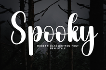 Spooky | Script Font