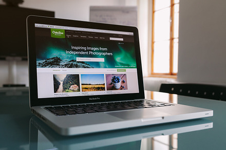Mac Book Pro Mockup preview 4