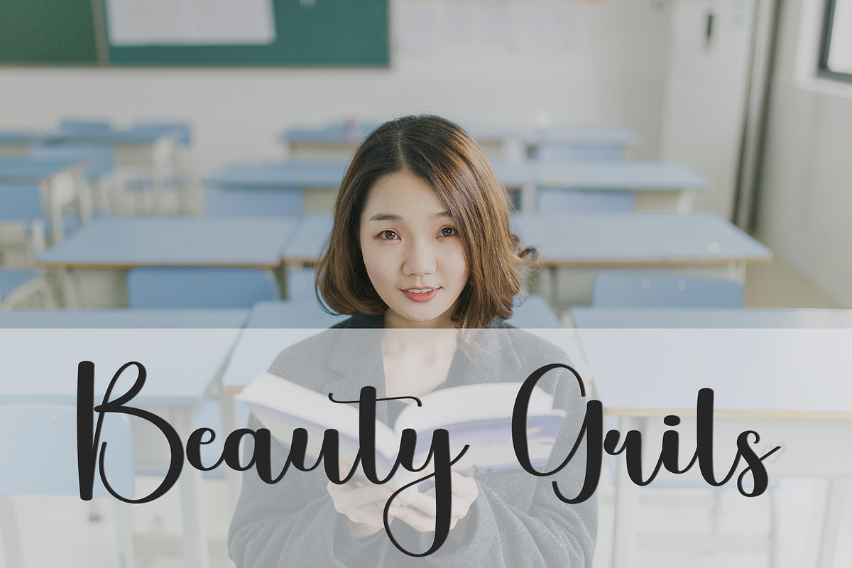 Lightly Snowman, a Handwritten Font by FreshTypeINK (Photo 8 of 8)