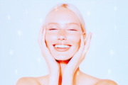 Glowing Sparkle Photo Effect, a Layer Style Add-On by Design Squad (Thumbnail 2 of 6)