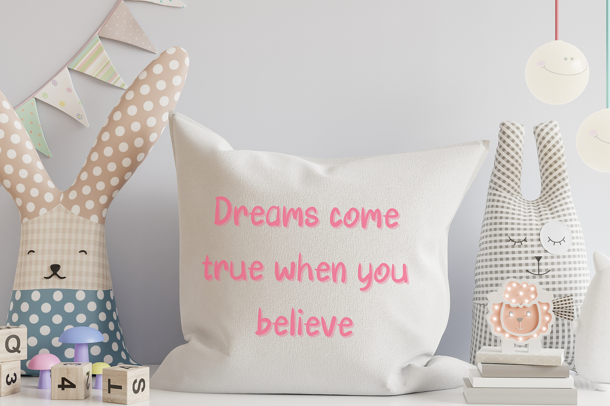 Sweet apple, a Handwritten Font by Petal Pixels (Photo 5 of 12)