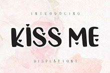 Kiss Me Love Font