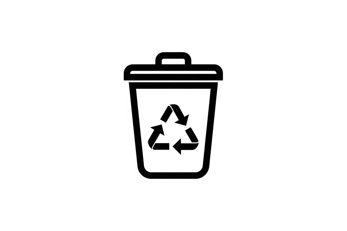 Recycling Bin Minimal Silhouette, a Graphic by Designer_Momina (Photo 6 of 14)