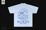 Aliens are cool, an alien surfing, a Graphic by shaondesigns (Thumbnail 3 of 4)