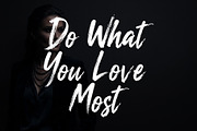 Saklisen – Handbrush Style Font, a Script Font by Sealoung (Thumbnail 2 of 13)