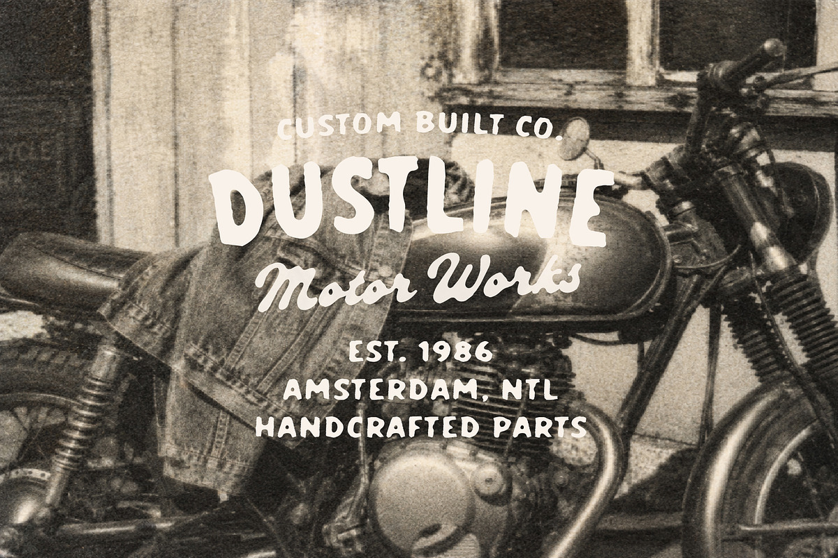 Roadster Customs – Display Font, a Handwritten Font by Edignwn Type (Photo 7 of 12)