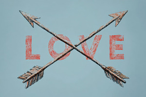 Crossed arrows support love message, a Photo by Beautiful things