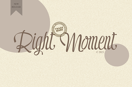 Right Moment // Romantic Typeface