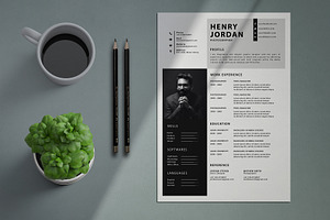 Modern Minimalist Resume/CV