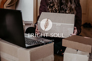 CANVA Modern logo templates pack, a Branding & Logo Template by Davide Bassu (Thumbnail 10 of 14)