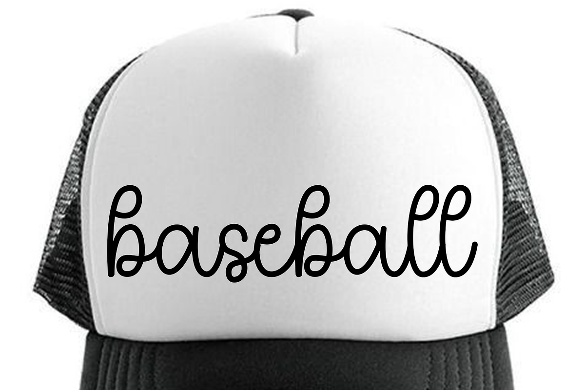 Ladies, a Handwritten Font by InermediaSTUDIO (Photo 5 of 8)