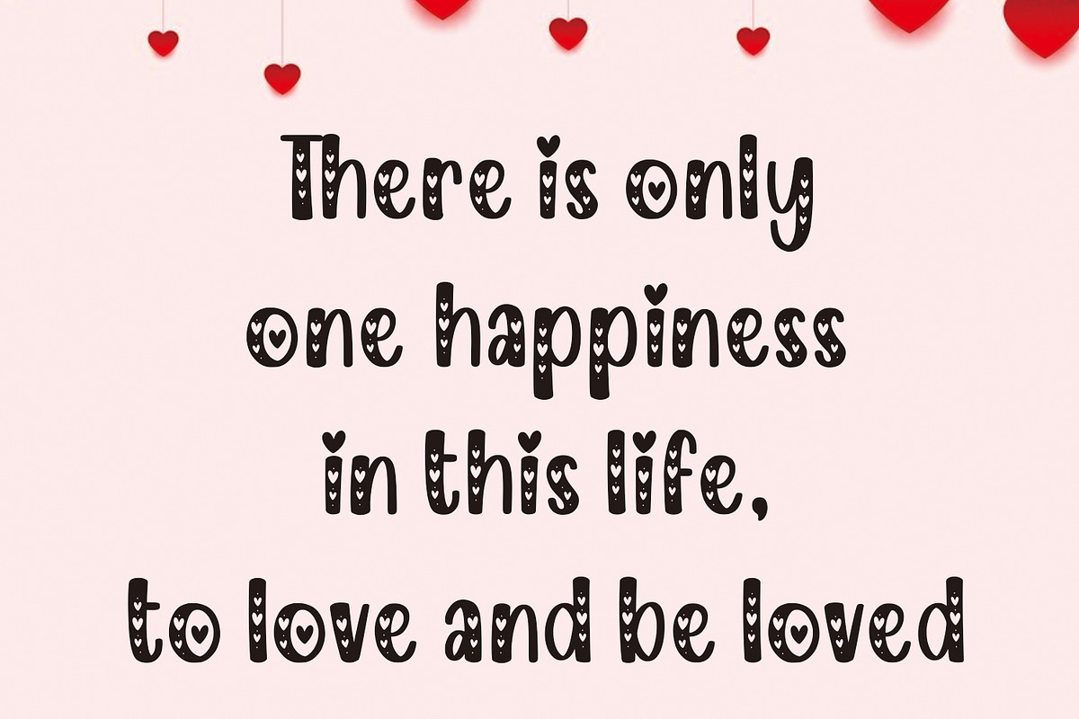 HEART, a Handwritten Font by Mozatype (Photo 2 of 7)