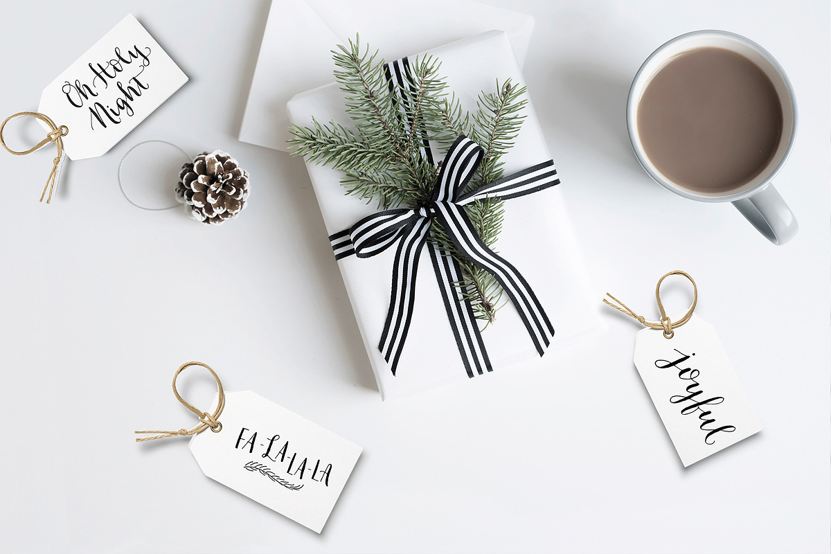 Christmas Printable Gift Tags 02, an Illustration by Irina Vascovet (Photo 1 of 6)