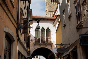 Picturesque street in the center of Koper, an Architecture Photo by Bepslabor