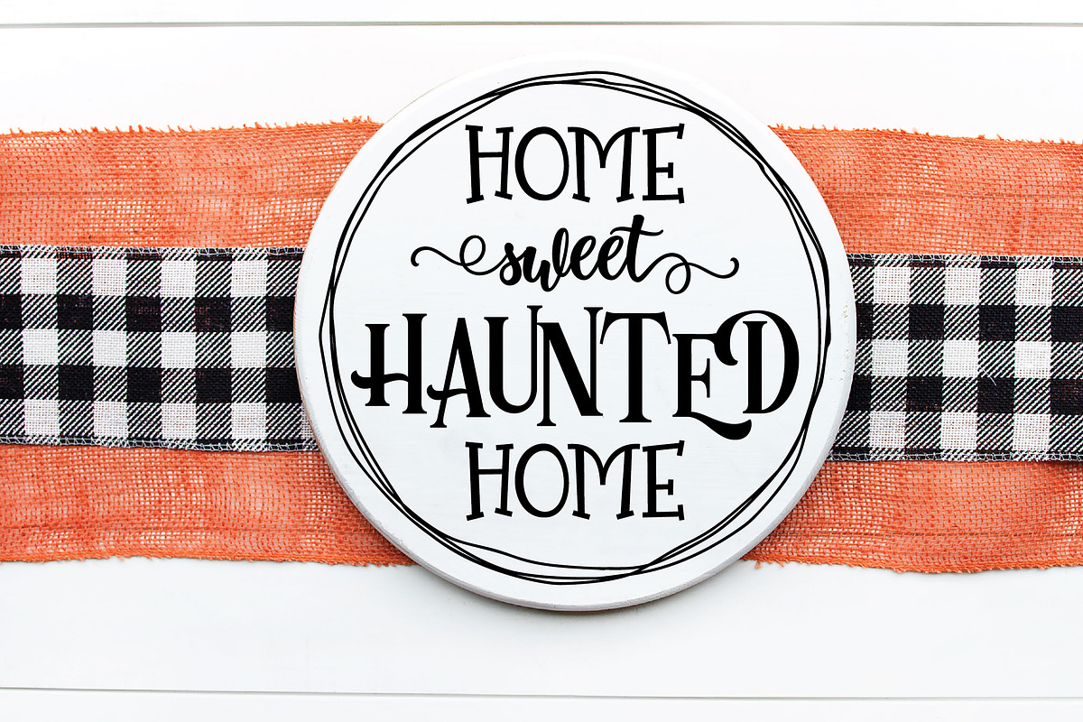 Halloween Door Signs SVG Bundle, an Illustration by OldMarket Designs (Photo 2 of 10)