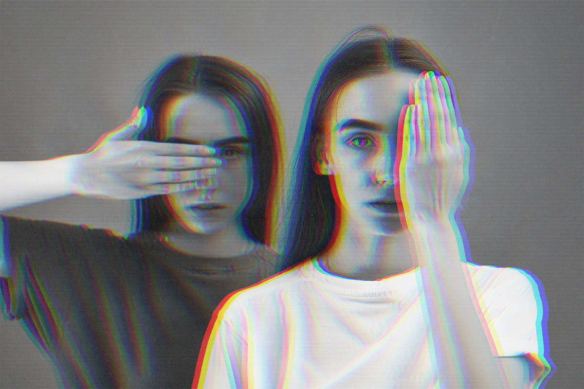 Stereo Anaglyph Distortion Effect, a Graphic by Divided.co (Photo 4 of 7)