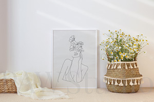 Photo Frame Mockup 3x4 Daisies