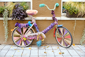 Vintage knitted bicycle, an Arts & Entertainment Photo by BOOCYS