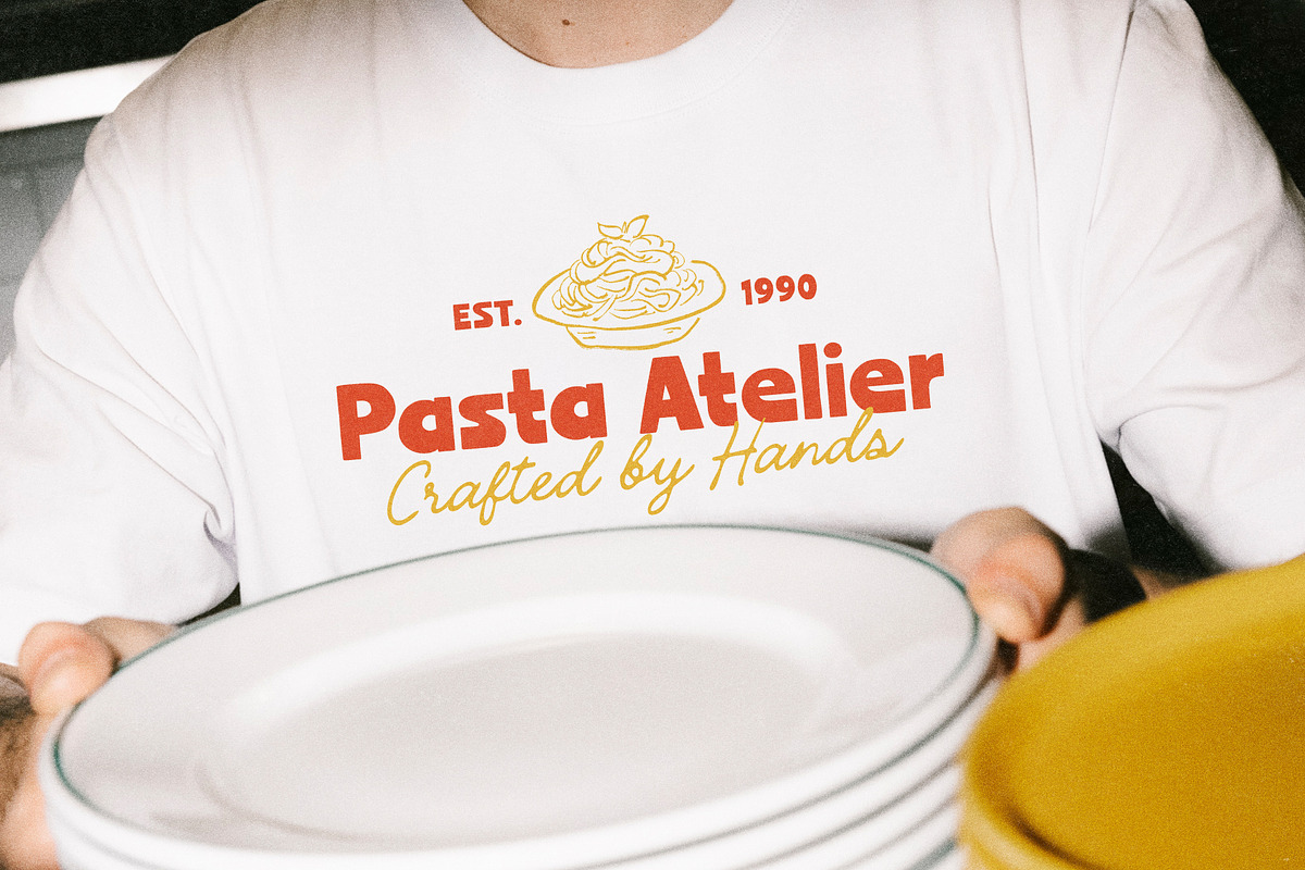 Handwritten Vintage Font For Posters, a Handwritten Font by Ayya Studio (Photo 9 of 16)