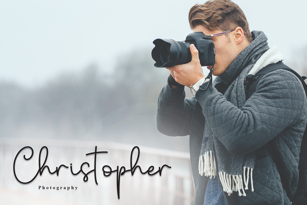 Romantic Christmas | Script Font, a Handwritten Font by Scratchones (Photo 4 of 8)