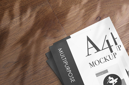 Flyers and free cope space Mockup