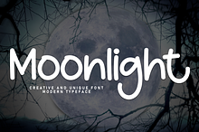 Moonlight | Script Font