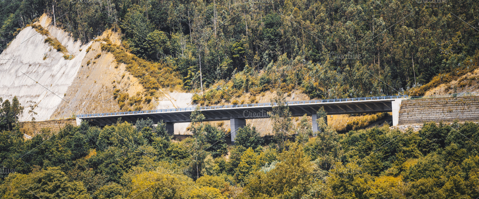 Telephoto mountain bridge, an Architecture Photo by SkyNext