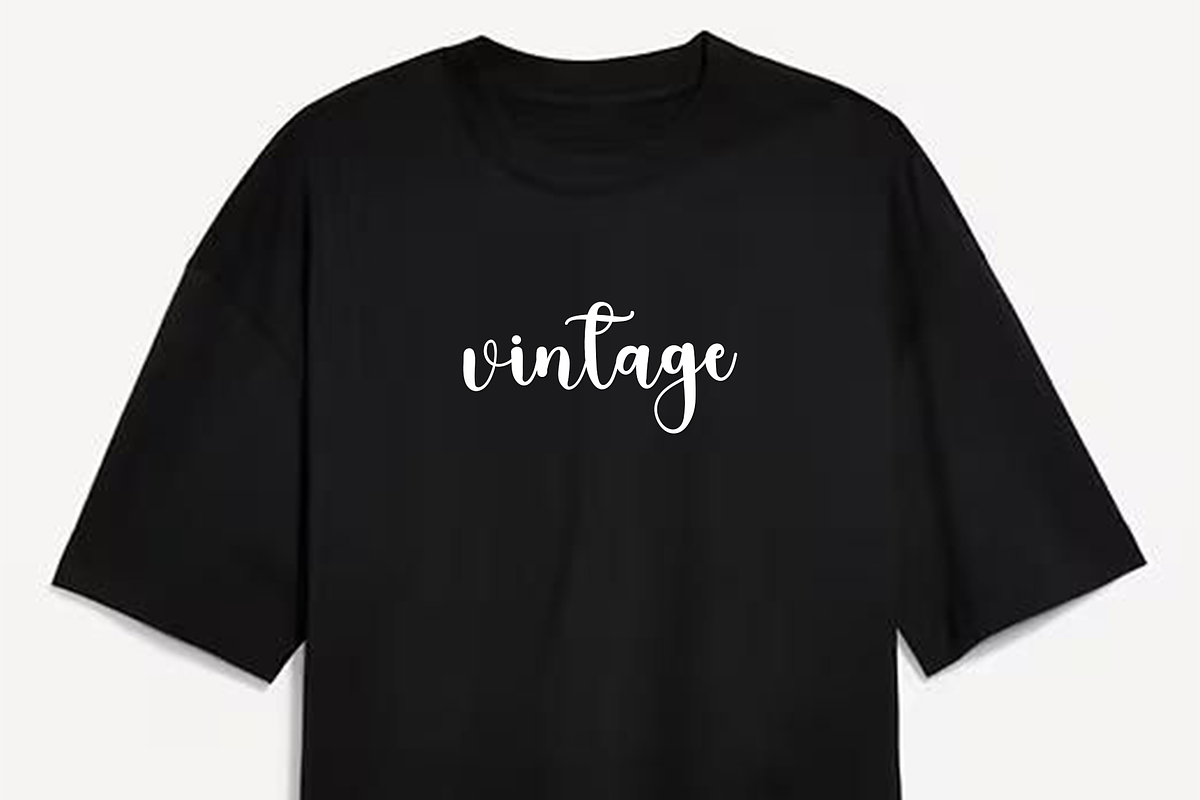 Sallout, a Handwritten Font by InermediaSTUDIO (Photo 2 of 8)