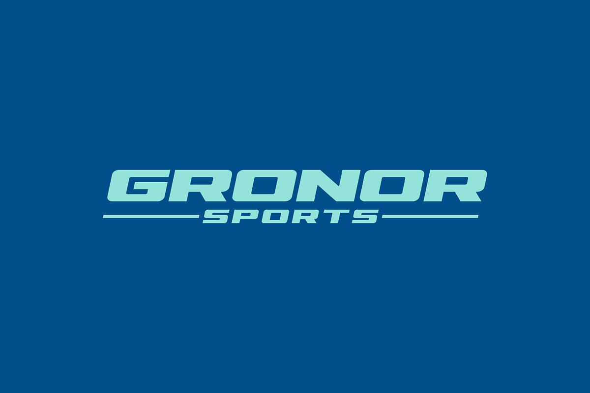 Croser - Modern Sport Typeface, a Font by Letterna (Photo 2 of 4)