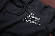 Hendangan Signature Font, a Script Font by Kotak Kuning Studio (Thumbnail 5 of 10)