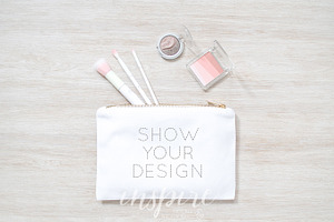 Cosmetic Make Up Bag Mockup PSD +JPG