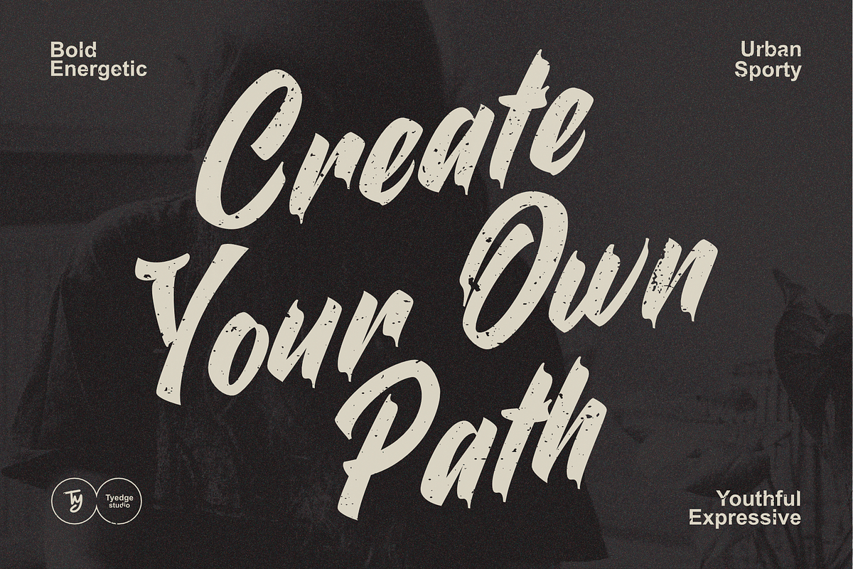 Mockingdy - Handwritten Display Font, a Script Font by Tyedge Studio (Photo 4 of 8)