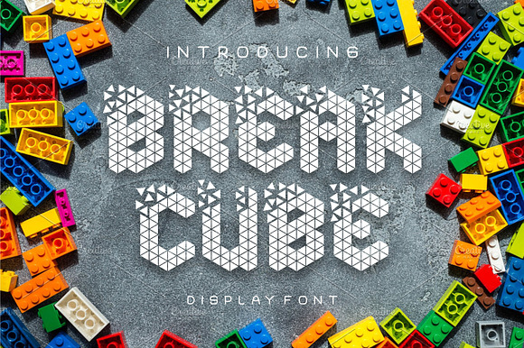 Break Cube Display Font preview 4