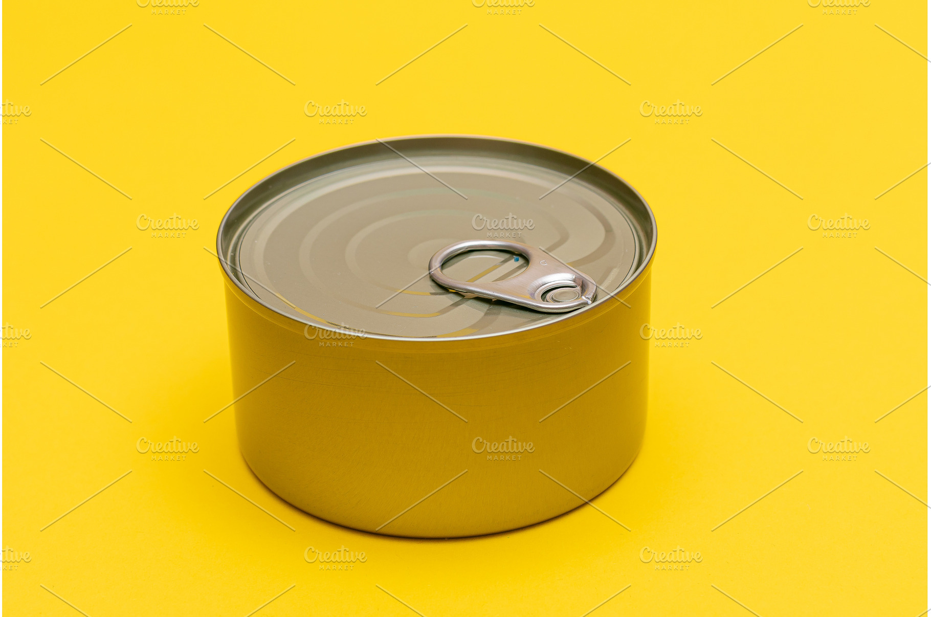 Unopened Tin Can with Blank Edge on, a Food & Drink Photo by InfinitumProdux