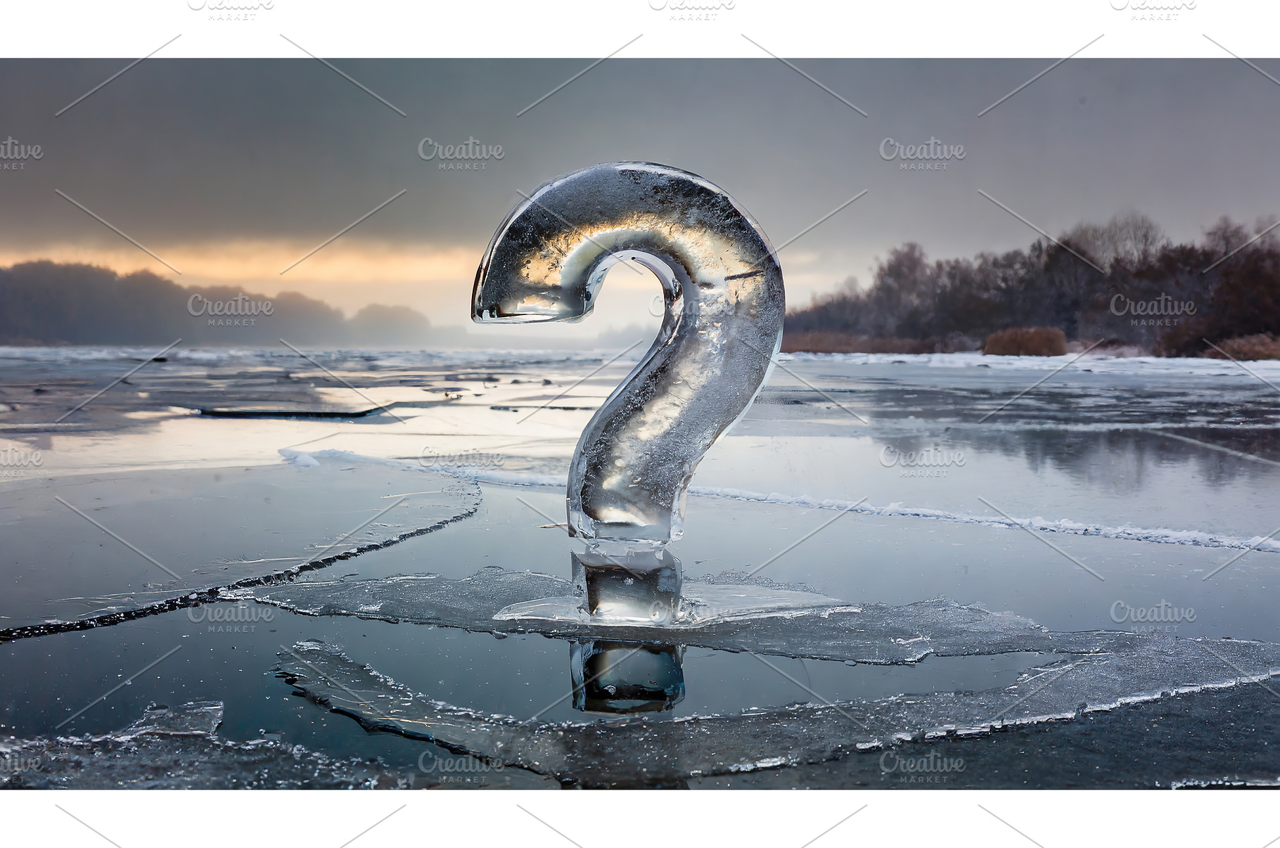 Frozen question mark sculpture, an Arts & Entertainment Photo by Igor Tichonow