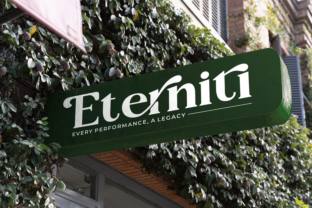 Kisthe || Modern Classy Serif Font, a Serif Font by Ermedia Studio (Photo 6 of 10)